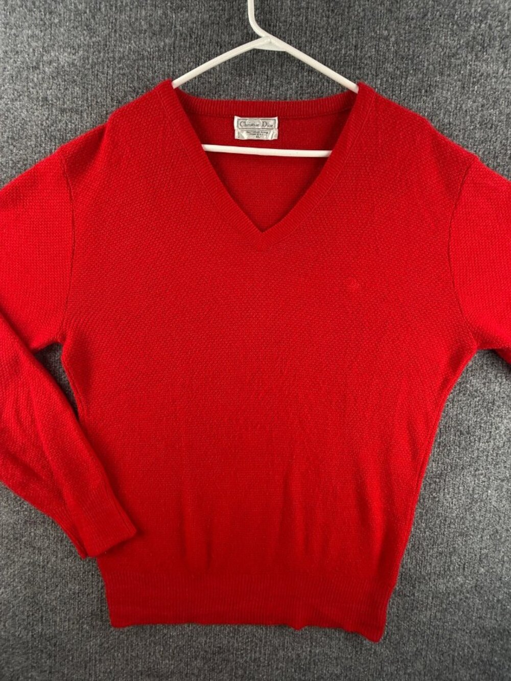 VTG Christian Dior * Red Acrylic V-Neck XL Sweater Pullover USA Knit Women Solid